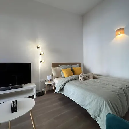 Studio Zen Paris Montreuil شقة